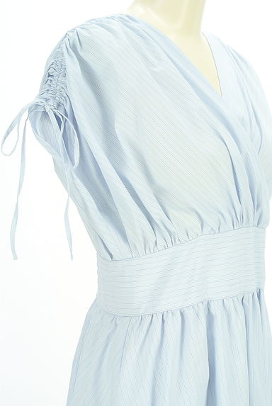 NATURAL BEAUTY BASIC（ナチュラルビューティベーシック）の古着「ラップ風ストライプロングワンピース（ワンピース・チュニック）」大画像４へ