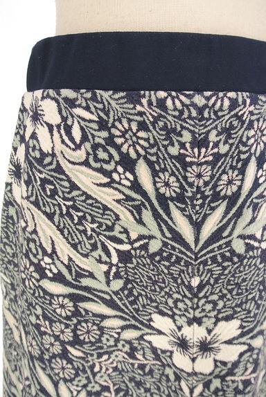 Laura Ashley（ローラアシュレイ）の古着「膝丈花柄スカート（スカート）」大画像４へ