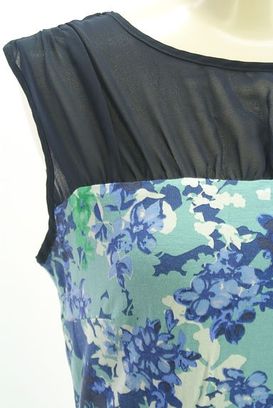 Laura Ashley（ローラアシュレイ）の古着「シアー切替花柄膝下ワンピース（ワンピース・チュニック）」大画像４へ