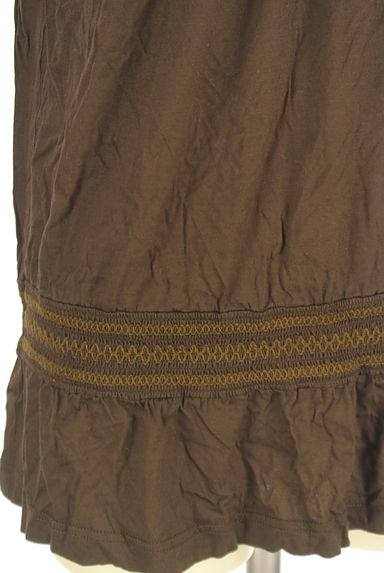 LEILIAN（レリアン）の古着「ライン刺繍ぺプラムカットソー（カットソー・プルオーバー）」大画像５へ