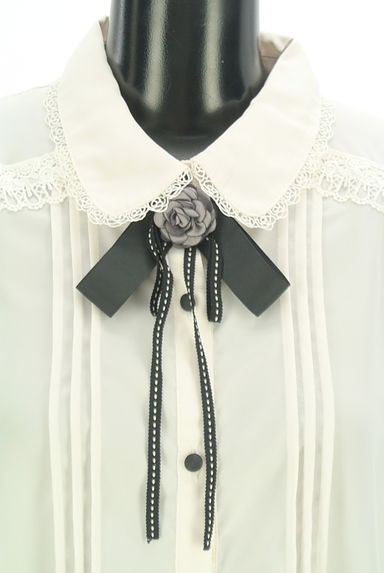 axes femme（アクシーズファム）の古着「リボンブローチ付きシフォンブラウス（ブラウス）」大画像４へ