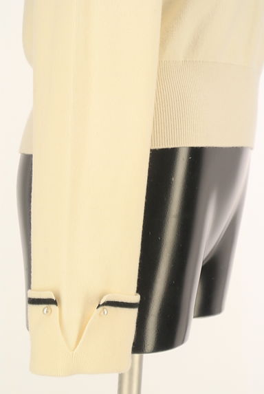 YECCA VECCA（イェッカヴェッカ）の古着「パール付き襟付きニット（ニット）」大画像４へ
