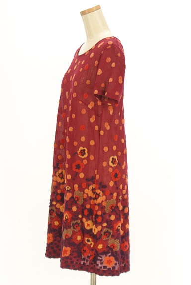 TABASA（タバサ）の古着「花柄膝上ニットワンピース（ワンピース・チュニック）」大画像３へ