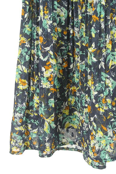 Stola.（ストラ）の古着「ラップスカート風花柄シフォンパンツ（パンツ）」大画像５へ