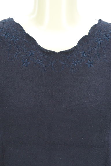 Te chichi（テチチ）の古着「刺繍入りスカラップニット（ニット）」大画像４へ