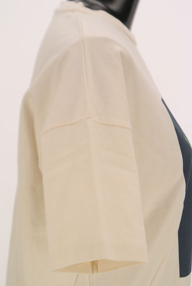 ADIEU TRISTESSE（アデュートリステス）の古着「LOISIR フォトプリントTシャツ（Ｔシャツ）」大画像５へ