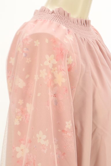 axes femme（アクシーズファム）の古着「花柄チュール袖カットソー（カットソー・プルオーバー）」大画像４へ