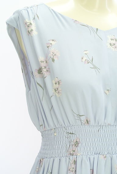 NATURAL BEAUTY BASIC（ナチュラルビューティベーシック）の古着「花柄ティアードロングワンピース（ワンピース・チュニック）」大画像４へ