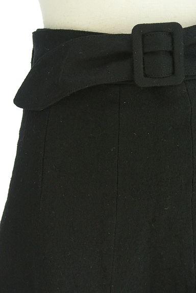BLUE LABEL CRESTBRIDGE（ブルーレーベル・クレストブリッジ）の古着「チェックベルト付きフレアミニスカート（ミニスカート）」大画像５へ