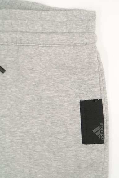 adidas（アディダス）の古着「裏起毛スウェットショートパンツ（ショートパンツ・ハーフパンツ）」大画像４へ