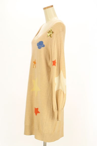TSUMORI CHISATO（ツモリチサト）の古着「スパンコール星柄膝丈ニットワンピース（ワンピース・チュニック）」大画像３へ