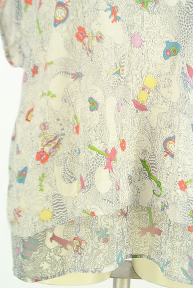 TSUMORI CHISATO（ツモリチサト）の古着「シフォンフリルイラストカットソー（カットソー・プルオーバー）」大画像５へ