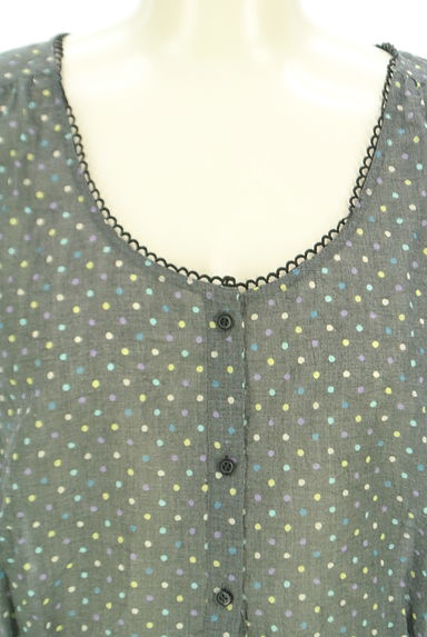 KariAng（カリアング）の古着「ドット柄シアーペプラムブラウス（ブラウス）」大画像４へ