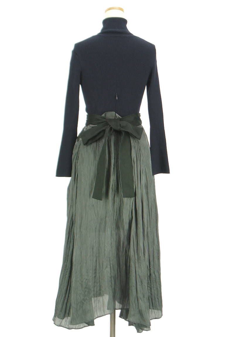 emmi atelier（エミ アトリエ）の古着「商品番号：PR10325815」-大画像2