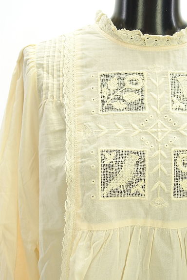 SM2（サマンサモスモス）の古着「刺繍入りコットンブラウス（カットソー・プルオーバー）」大画像４へ