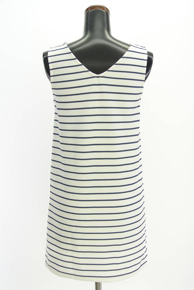 rienda（リエンダ）の古着「商品番号：PR10325890」-大画像2