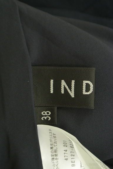 INDIVI（インディヴィ）の古着「センタープレステーパードパンツ（パンツ）」大画像６へ