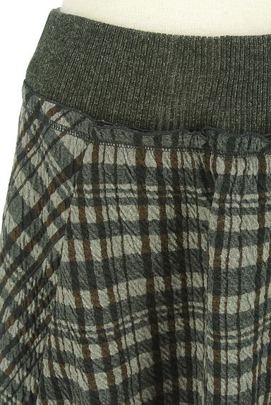 HIROKO KOSHINO（ヒロココシノ）の古着「HIROKO KOSHINO TRUNK チェックニットスカート（スカート）」大画像４へ