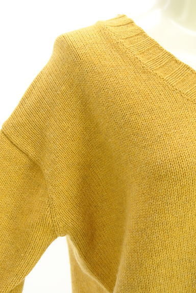 Aga（アーガ）の古着「Vネックニット（セーター）」大画像４へ