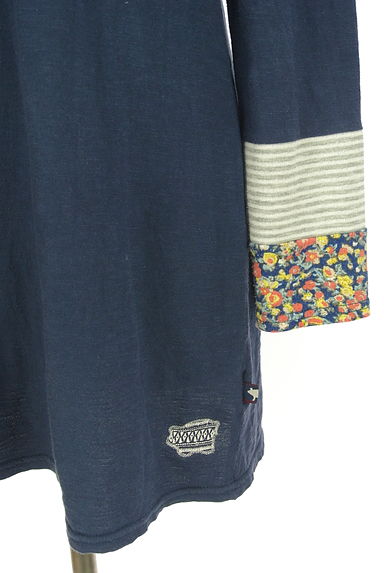 drug store's（ドラッグストアーズ）の古着「小花柄×ボーダースリーブTシャツ（Ｔシャツ）」大画像５へ