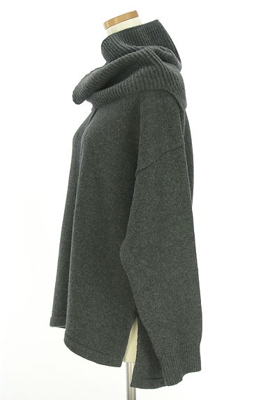 LAUTREAMONT（ロートレアモン）の古着「スヌード付きオーバーサイズニット（セーター）」大画像３へ