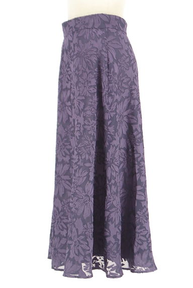 PROPORTION BODY DRESSING（プロポーションボディ ドレッシング）の古着「ミモレ丈花柄シアースカート（ロングスカート・マキシスカート）」大画像３へ
