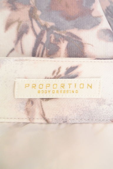PROPORTION BODY DRESSING（プロポーションボディ ドレッシング）の古着「膝下丈花柄フレアスカート（スカート）」大画像６へ