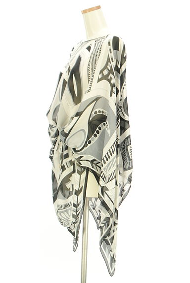 EMILIO PUCCI（エミリオプッチ）の古着「ドロストシアーブラウス（カットソー・プルオーバー）」大画像３へ