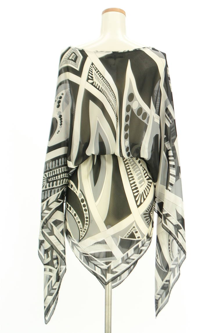 EMILIO PUCCI（エミリオプッチ）の古着「商品番号：PR10326456」-大画像2
