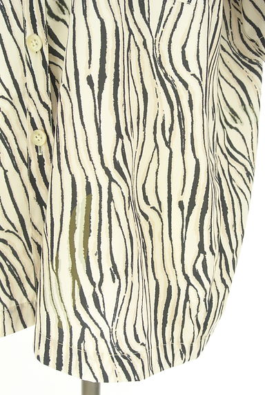 JOURNAL STANDARD（ジャーナルスタンダード）の古着「柄ワイドシャツ（ブラウス）」大画像５へ