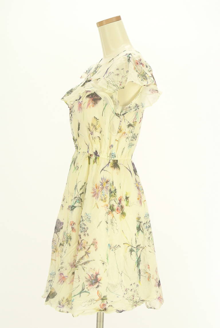 UNIVERVAL MUSE（ユニバーバルミューズ）の古着「商品番号：PR10326772」-大画像3