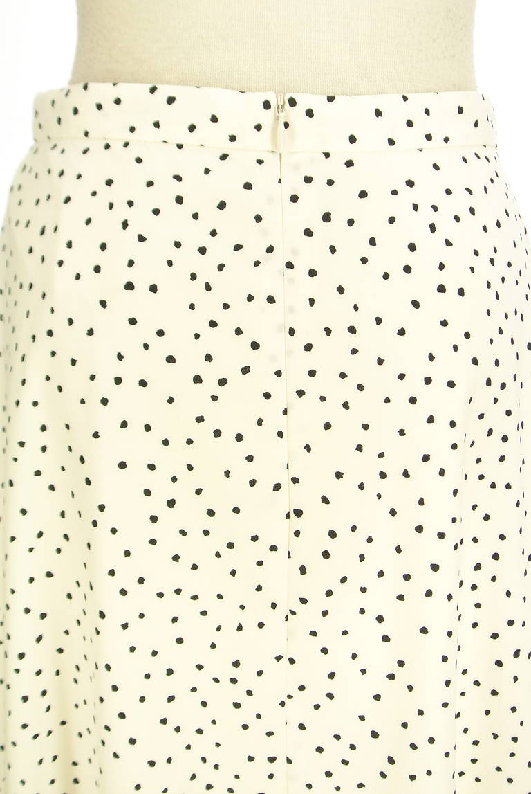 NATURAL BEAUTY BASIC（ナチュラルビューティベーシック）の古着「商品番号：PR10326895」-大画像4