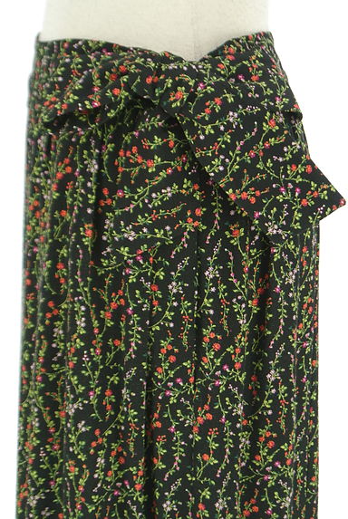Comptoir des Cotonniers（コントワーデコトニエ）の古着「サイドリボン小花柄ロングスカート（スカート）」大画像４へ