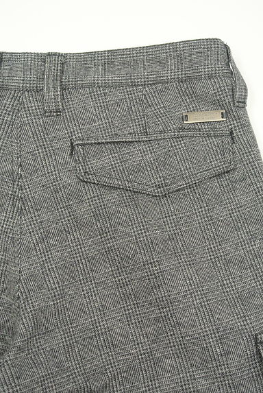 BURBERRY BLACK LABEL（バーバリーブラックレーベル）の古着「グレンチェック起毛パンツ（パンツ）」大画像３へ