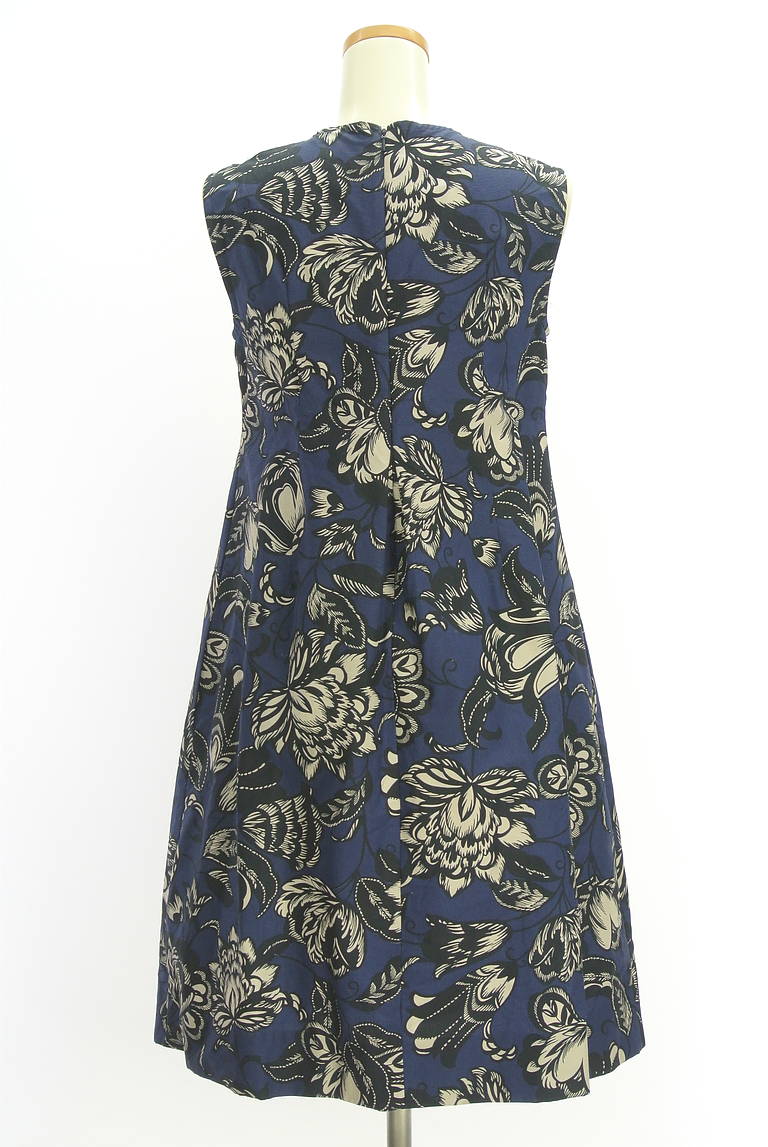 MAX MARA（マックスマーラ）の古着「商品番号：PR10327146」-大画像2