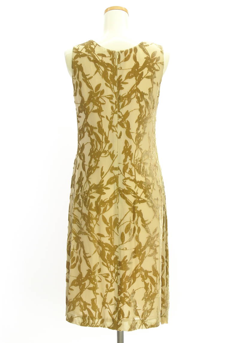 MAX MARA（マックスマーラ）の古着「商品番号：PR10327150」-大画像2