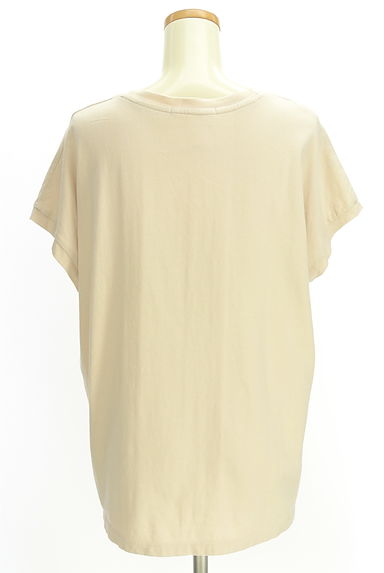 Te chichi（テチチ）の古着「Lugnoncure エンボスロゴTシャツ（Ｔシャツ）」大画像２へ