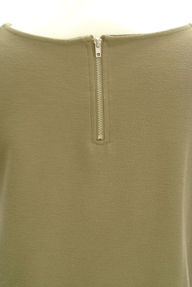Te chichi（テチチ）の古着「Te chichi TERRASSE バックファスナーカットソー（ニット）」大画像４へ