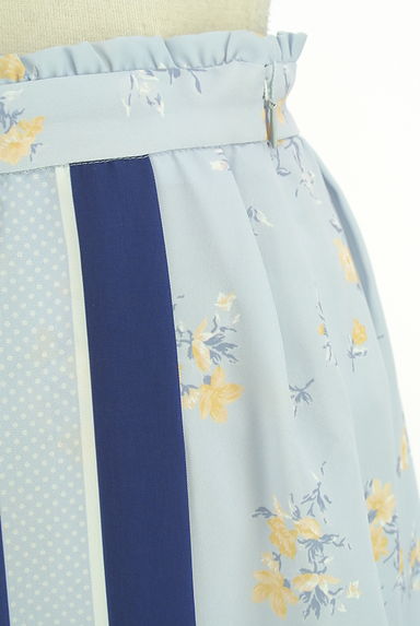 Feroux（フェルゥ）の古着「ラップ風花柄ミディスカート（ロングスカート・マキシスカート）」大画像４へ