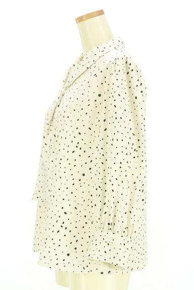 JUSGLITTY（ジャスグリッティー）の古着「ダルメシアン柄ボウタイブラウス（カットソー・プルオーバー）」大画像３へ
