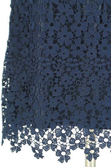 PROPORTION BODY DRESSING（プロポーションボディ ドレッシング）の古着「花柄総レース膝丈ワンピース（ワンピース・チュニック）」大画像４へ
