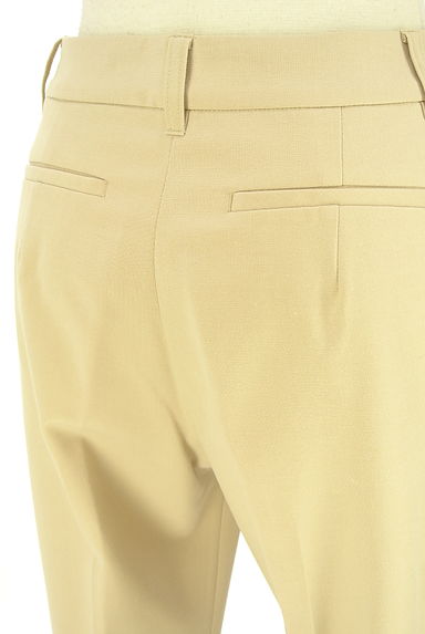 NATURAL BEAUTY BASIC（ナチュラルビューティベーシック）の古着「センタープレステーパードパンツ（パンツ）」大画像５へ