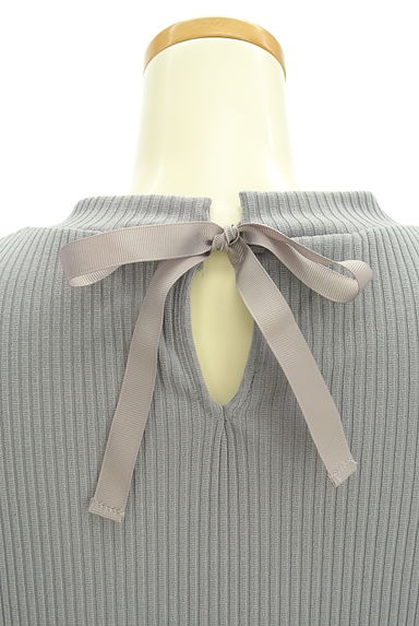 JILL by JILLSTUART（ジルバイジルスチュアート）の古着「バックリボンリブニット（ニット）」大画像５へ