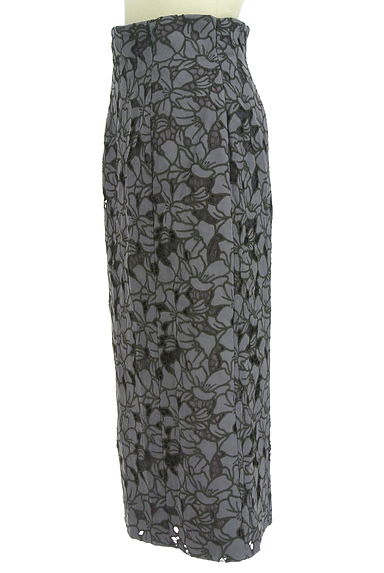 PROPORTION BODY DRESSING（プロポーションボディ ドレッシング）の古着「花刺繍スウェードロングスカート（ロングスカート・マキシスカート）」大画像３へ