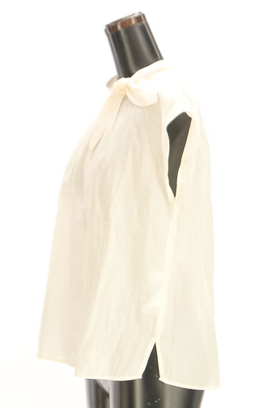 NATURAL BEAUTY BASIC（ナチュラルビューティベーシック）の古着「リボン付きカットソー（カットソー・プルオーバー）」大画像３へ