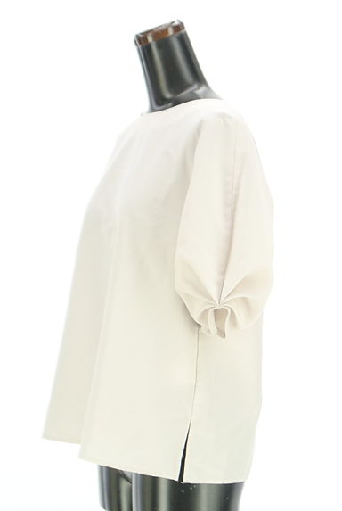 NATURAL BEAUTY BASIC（ナチュラルビューティベーシック）の古着「タックパフスリーブブラウス（カットソー・プルオーバー）」大画像３へ