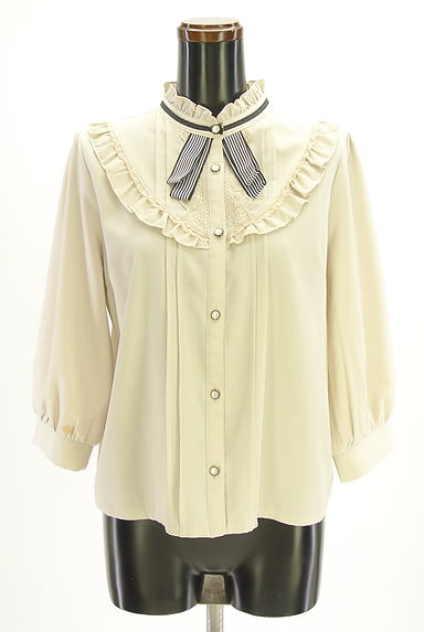 axes femme（アクシーズファム）の古着「フリルヨーク8分袖ブラウス（ブラウス）」大画像１へ