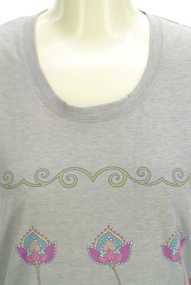mash mania（マッシュマニア）の古着「動物プリント半袖Ｔシャツ（カットソー・プルオーバー）」大画像４へ