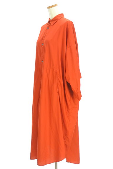 ZUCCa（ズッカ）の古着「アンブレラヨーク付きロングシャツワンピ（ワンピース・チュニック）」大画像３へ