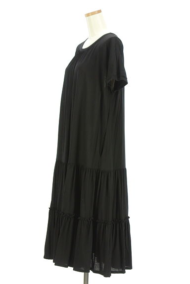 Cloth&Cross（クロス＆クロス）の古着「フレンチスリーブティアードフリルワンピース（ワンピース・チュニック）」大画像３へ